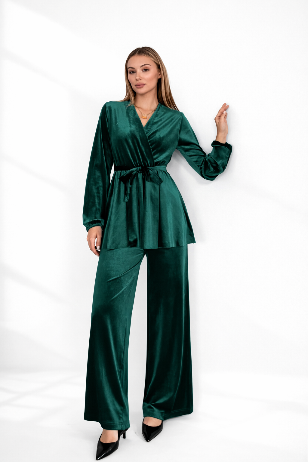 Costum Elegant pentru Femei 2026